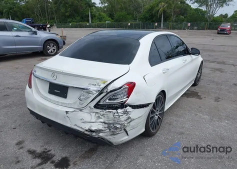 2019 Mercedes-Benz C 300 4Matic из США, поврежденный, VIN 55SWF8EB4KU318644